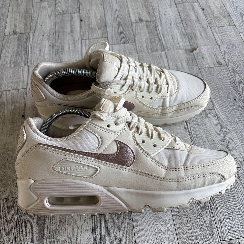 Nike Air Max 90 Women's Size 10 Running Shoes Off White‎ DX0115-101 Coquette